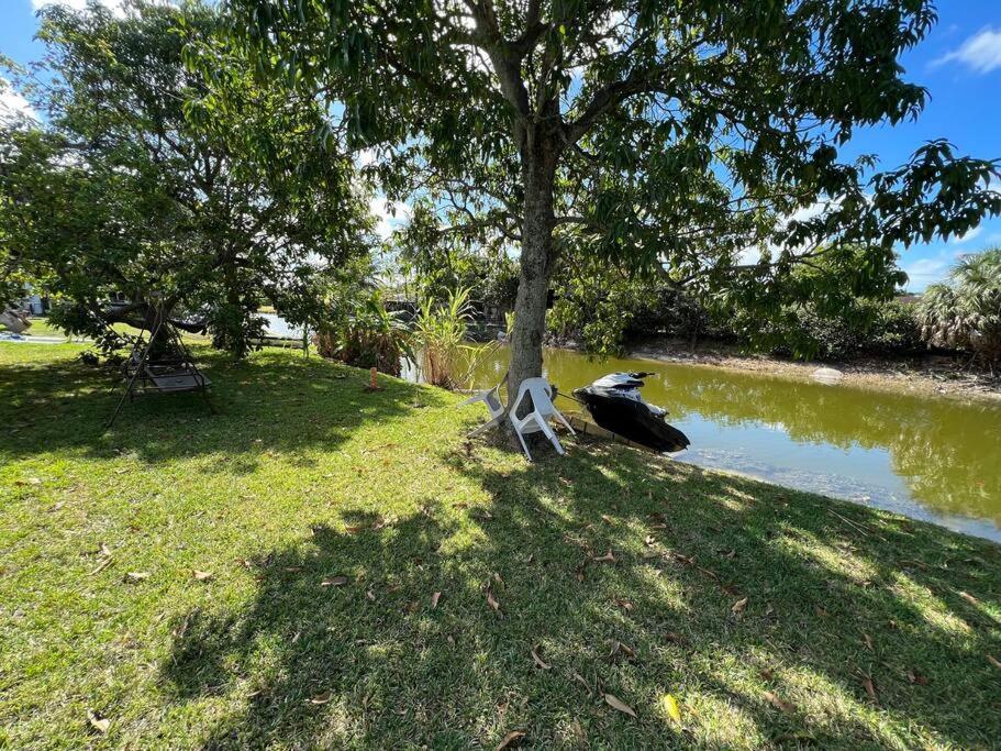 Cheerful 3-Bedroom Home, Free Parking On Premises Miami Gardens Exterior photo